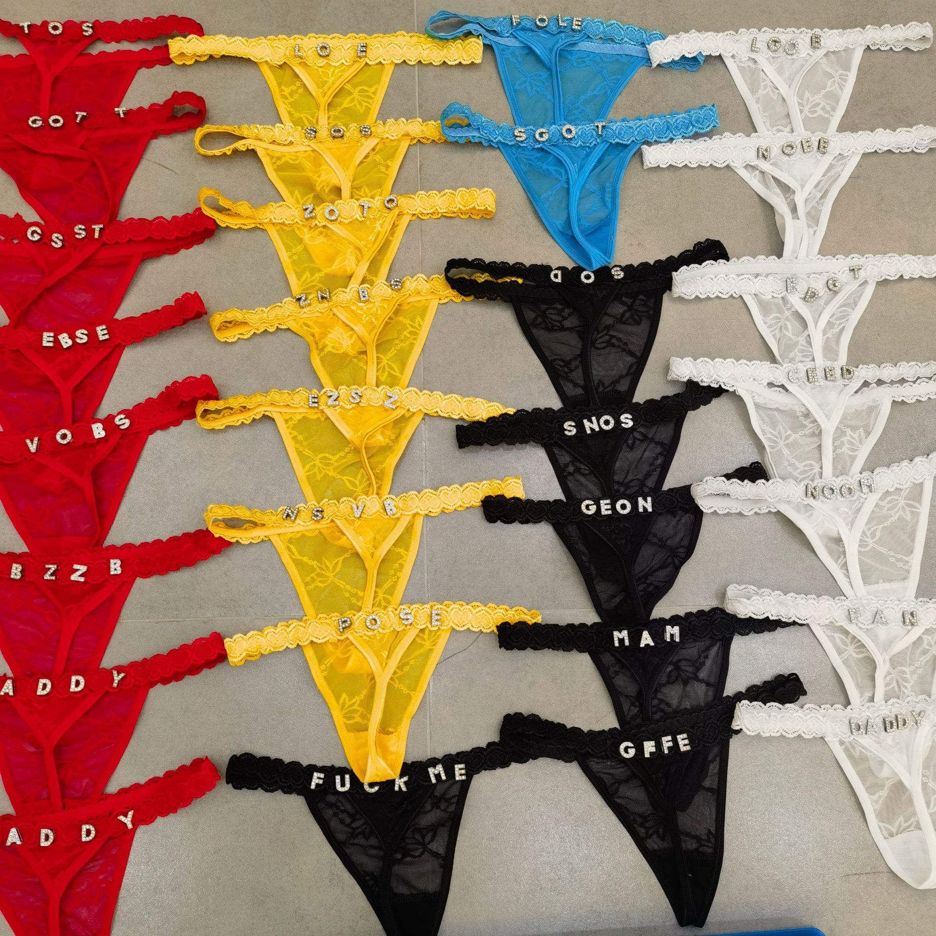 Customize Thongs Crystal Name  - огляд і ціна Body Jewelry