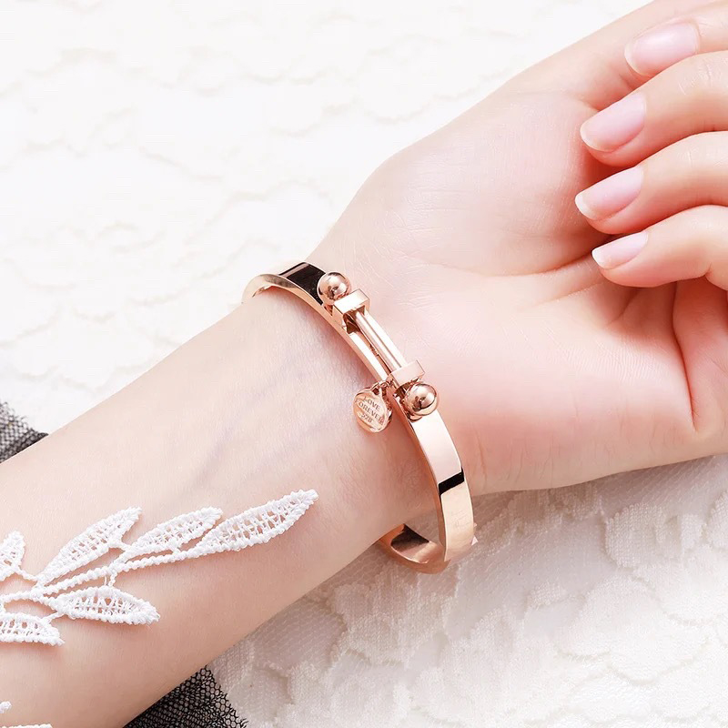 Sexy Mature Lock Decorative St - огляд і ціна Body Jewelry Websites