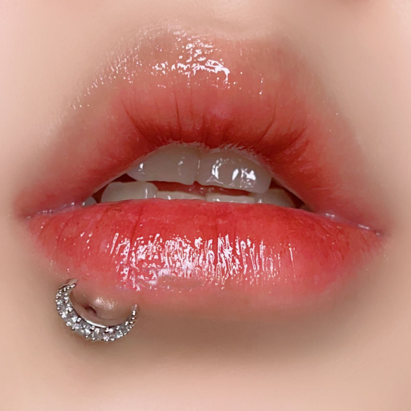 1PC CZ Zirconia Moon Labret Pi - огляд і ціна Body Jewelry Vertical Labret