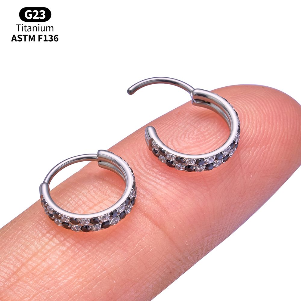 Titanium CZ Hinged Clicker Rin - огляд і ціна Body Jewelry Vertical Labret
